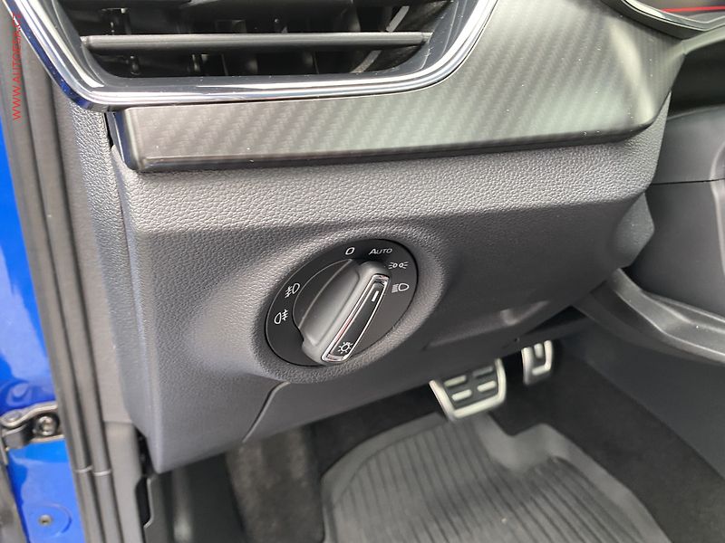 Škoda Kamiq (2024) 1.5 TSi, ČR, Monte Carlo - fotka 14 z 18