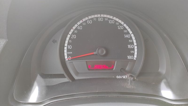 Volkswagen up! 1.0 White - fotka 12 z 17