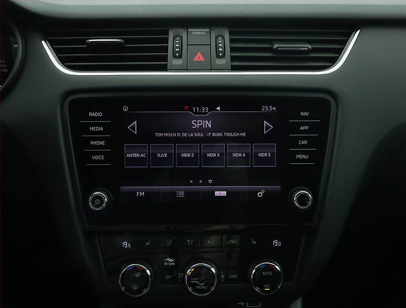 Škoda Octavia (2020) 1.5 TSI, Automat, Serv.kniha - fotka 12 z 16