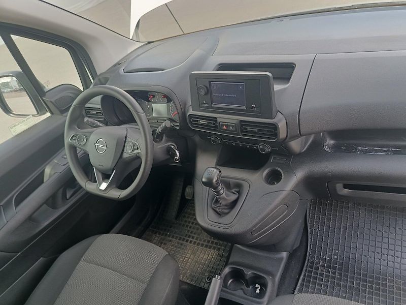 Opel Combo 1.5 CDTi - fotka 29 z 32
