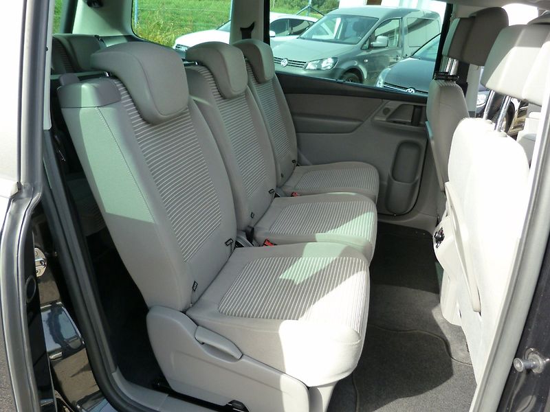 Seat Alhambra 2.0 Tdi - fotka 12 z 31