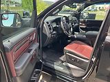 Dodge RAM (2025) 3.0 I6 548k LIMITED NIGHT-RED - náhled 12