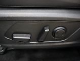 Kia Sportage (2023) 1.6 T-GDI MHEV - náhled 25