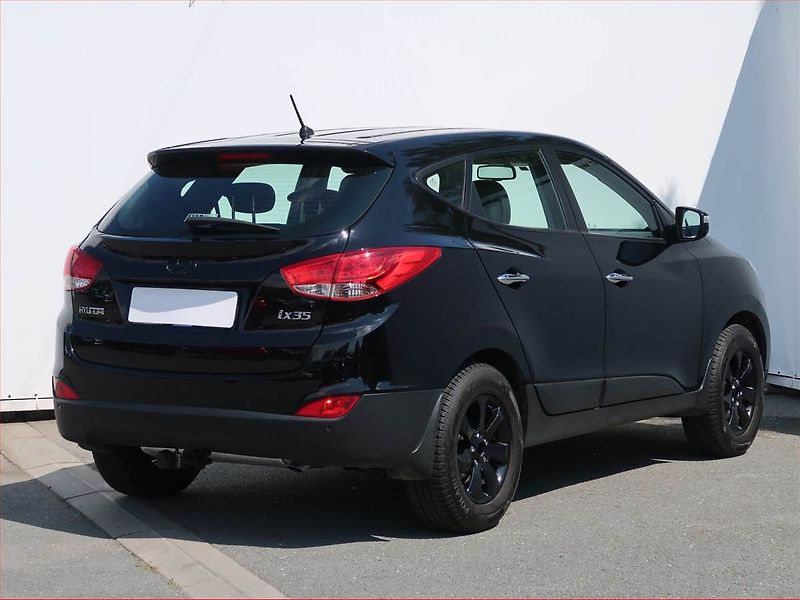 Hyundai ix35 (2012) 1.6 GDI, Serv.kniha, Kůže - fotka 5 z 17