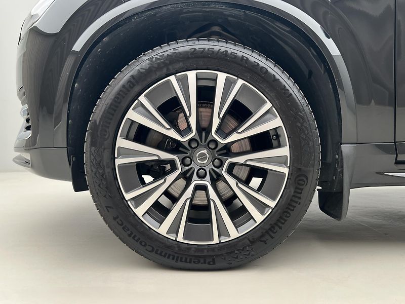 Volvo XC90 B5 AWD INSCRIPTION AUT 7 MÍST - fotka 15 z 50