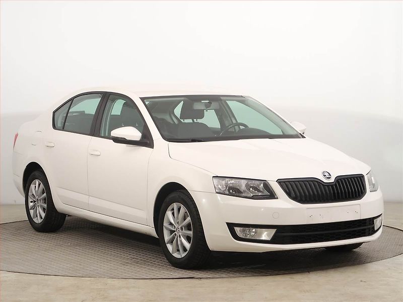 Škoda Octavia (2015) Ambition 1.6 TDI, Serv.kniha - fotka 1 z 14