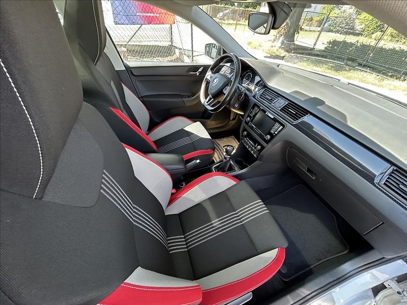 Škoda Rapid 1,2 TSi 81kW Monte Carlo, ALU - fotka 33 z 50