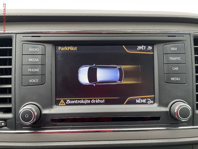 Seat Leon (2015) 2.0 TDi 4x4, X-Perience, DSG - fotka 16 z 20