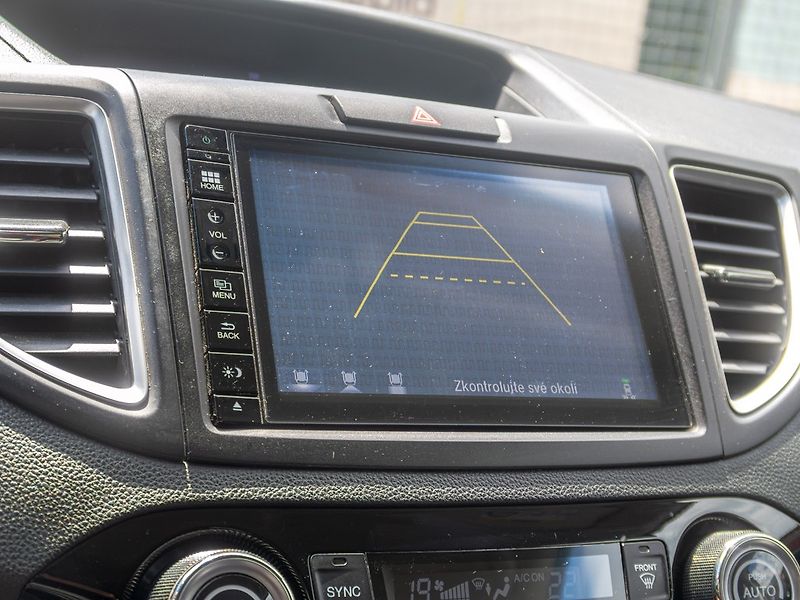 Honda CR-V (2016) ČR 1.6D 118KW MAT 4x4 – 1maj - fotka 28 z 58