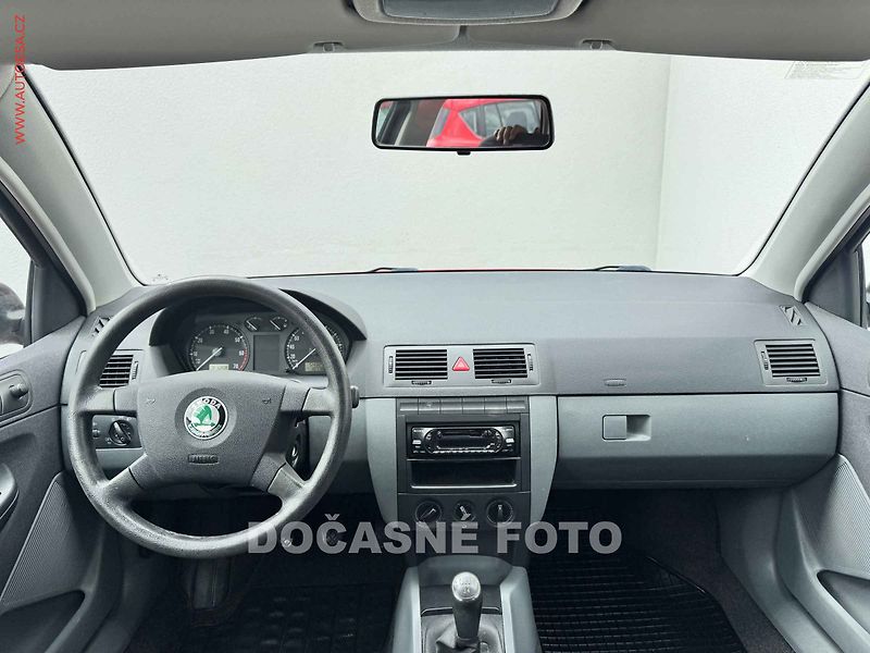 Škoda Fabia (2003) 1.2i, ČR, TZ - fotka 8 z 15