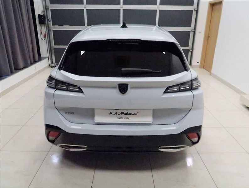 Peugeot 308 1,5 BlueHDi  AT ALLURE NAVI ČR - fotka 6 z 47