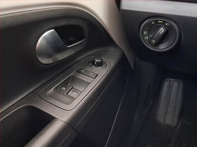 Škoda Citigo (2015) Elegance 1.0 MPI, Serv.kniha - fotka 14 z 15