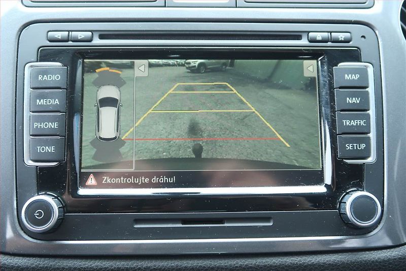 Volkswagen Tiguan (2012) 2.0 TDI, 4X4, Automat, Navi - fotka 21 z 24