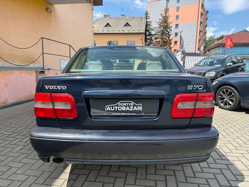 Volvo S70 (1997) 2.4i Automat - fotka 3 z 13