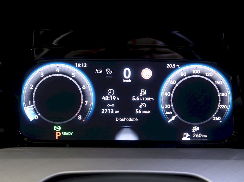 Volkswagen Golf (2025) LIFE 1.5TSI 110KW DSG - fotka 17 z 38