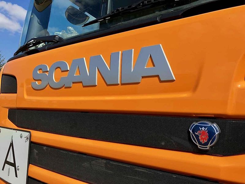 Popelářský vůz Scania G320.