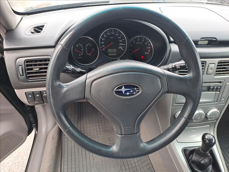 Subaru Forester 2,0 i 4x4 KOUPENO CZ - fotka 11 z 14