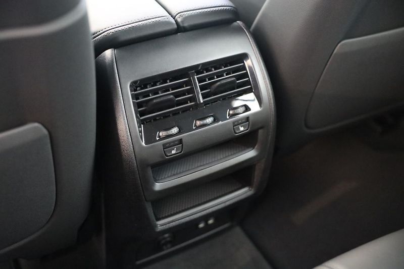 BMW X5 xDrive30d - fotka 16 z 18