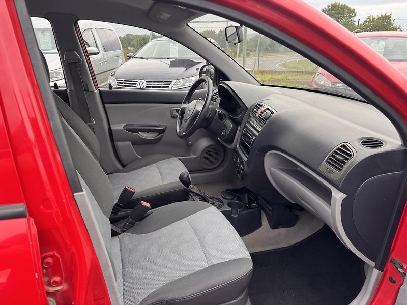 Kia Picanto 1.0i, 152 tis km - fotka 16 z 18