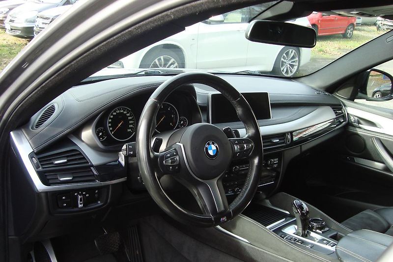 BMW X6 (2015) Xdrive,3.0d,M-Paket,ČR,1.Maj. - fotka 46 z 94