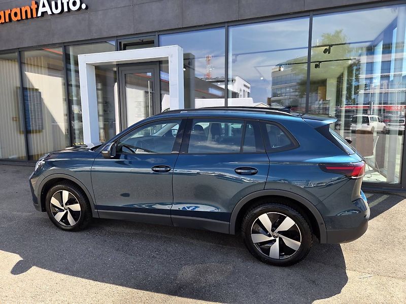 Volkswagen Tiguan (2024) 1.5 eTSI DSG 110kW - fotka 2 z 40
