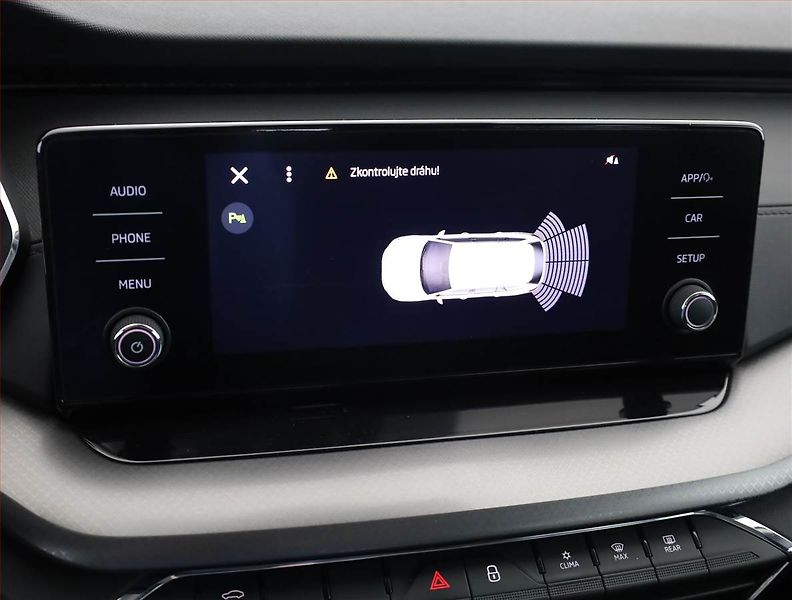 Škoda Octavia (2023) Ambition 2.0 TDI, ČR,1.maj - fotka 13 z 21