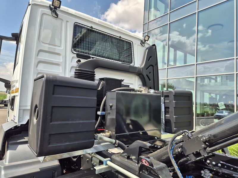 MAN TGM 18.320 NOSIČ KONTEJNERU 10T - fotka 19 z 37