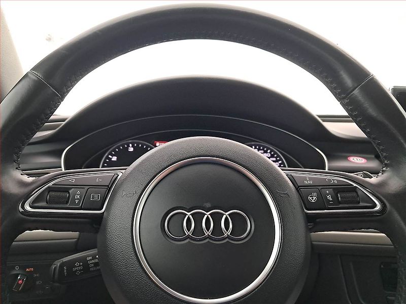 Audi A6 Allroad (2016) 3.0 TDI, 4X4, Automat, Kůže - fotka 17 z 31