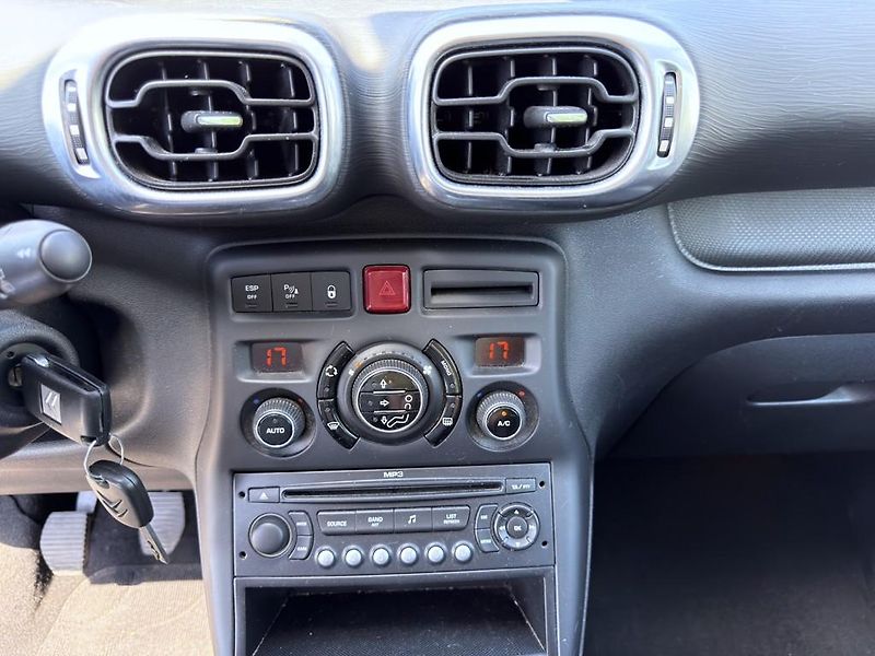 Citroën C3 Picasso 1.6i 88 kW klima, serviska - fotka 13 z 14