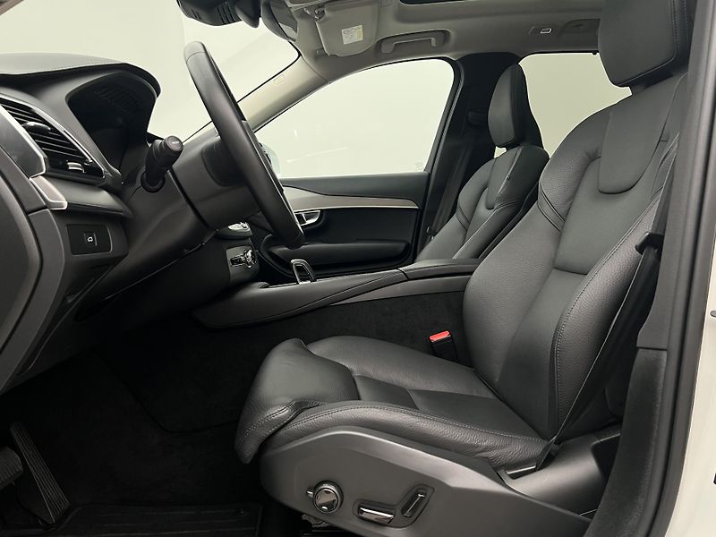 Volvo XC90 B5 AWD BRIGHT PLUS AUT 7 MÍST - fotka 3 z 49