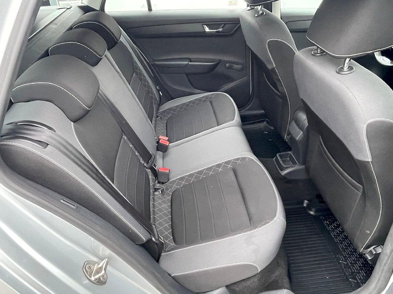 Škoda Fabia (2020) Combi 1,0 TSI / 81 kW Drive 12 - fotka 9 z 30