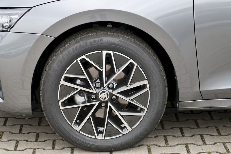 Škoda Octavia (2024) Combi Selection 1,5 TSI/85 kW - fotka 25 z 31