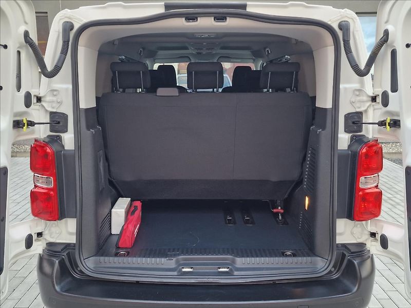 Toyota ProAce Verso 1.5 D-4D 8-míst,ČR,1.Majitel - fotka 18 z 46