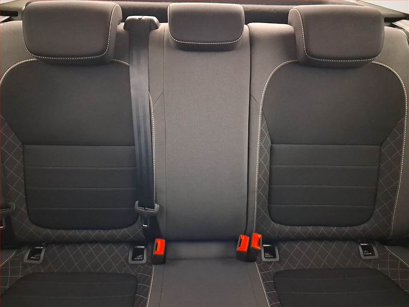 Škoda Fabia (2019) 1.0 TSI, Serv.kniha, Tempomat - fotka 10 z 18