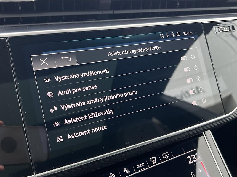 Audi Q8 55 TFSi QUATTRO S-LINE, TAŽNÉ - fotka 16 z 29