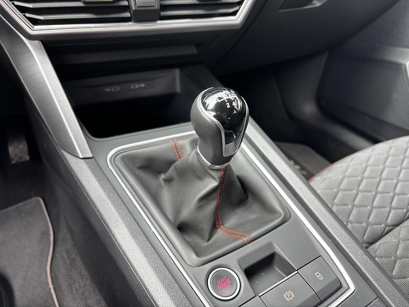 Seat Leon (2023) Sportstourer FR 1.5 TSI  - fotka 14 z 16