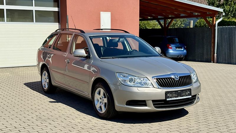 Škoda Octavia (2010) 1.6MPi*75kW*ELEGANCE*1.MAJ* - fotka 6 z 20