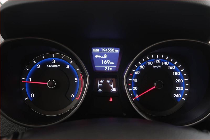 Hyundai i30 (2015) 1.6 CRDi, ČR,1.maj, Serv.kniha - fotka 11 z 16