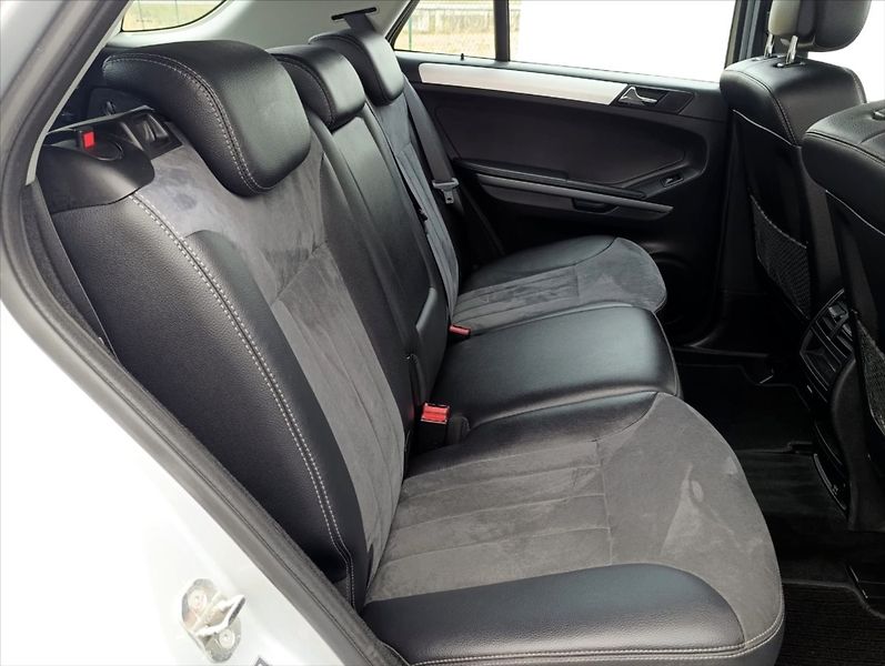 Mercedes-Benz Třídy M 3,0 320 CDi 4Matic,Navi,Xenony - fotka 20 z 36