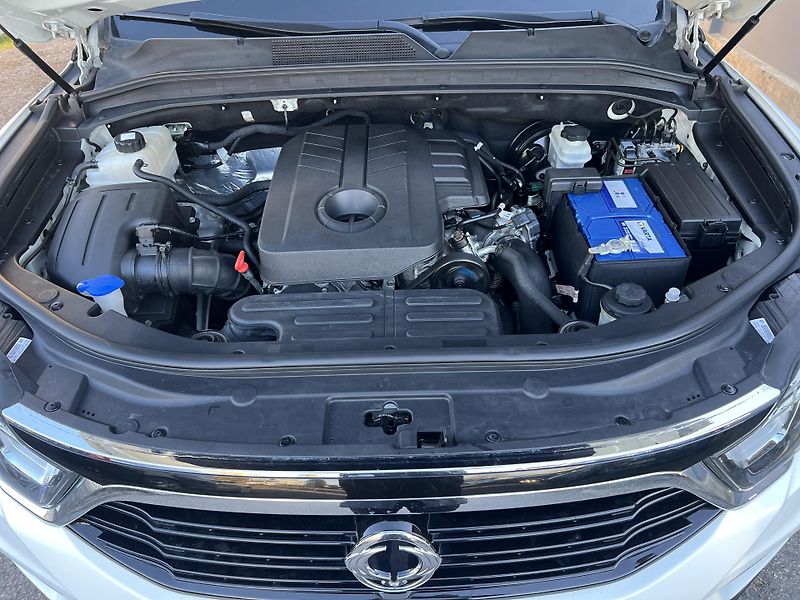 SsangYong Rexton 2.2D 4x2 KAMERA TEMPOMAT  - fotka 33 z 40