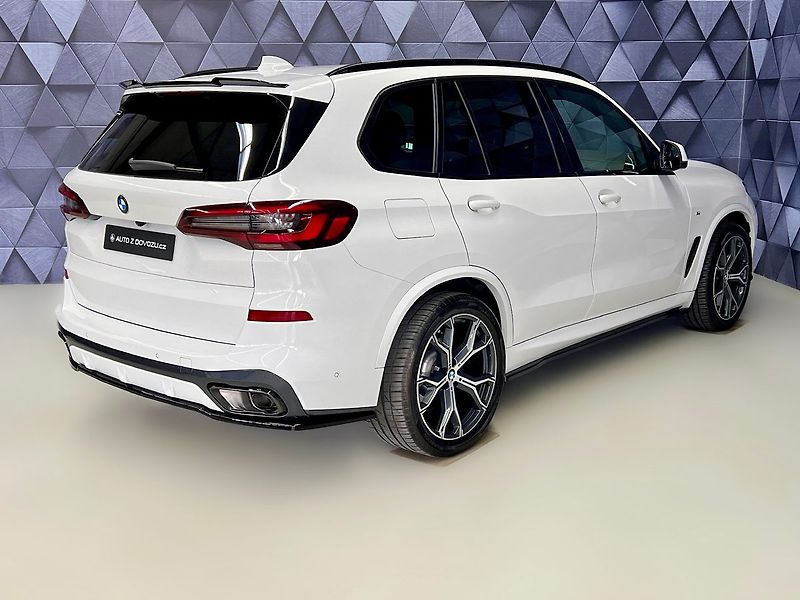 BMW X5 40d xDrive M-PAKET, EL. TAŽNÉ, - fotka 7 z 30