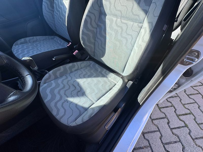 Škoda Fabia (2009) 1,6i 77 KW ROZVODY - fotka 21 z 46