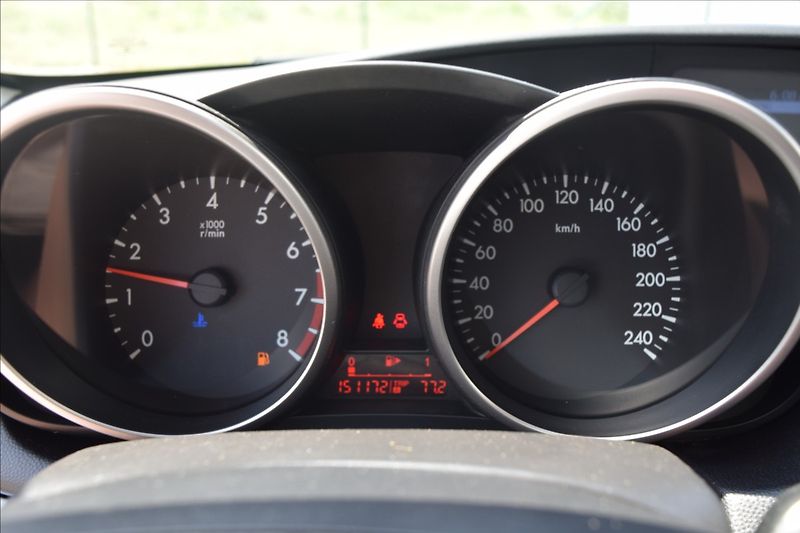 Mazda 3 1,6 i 77KW NOVÁ STK TOP STAV! - fotka 39 z 48