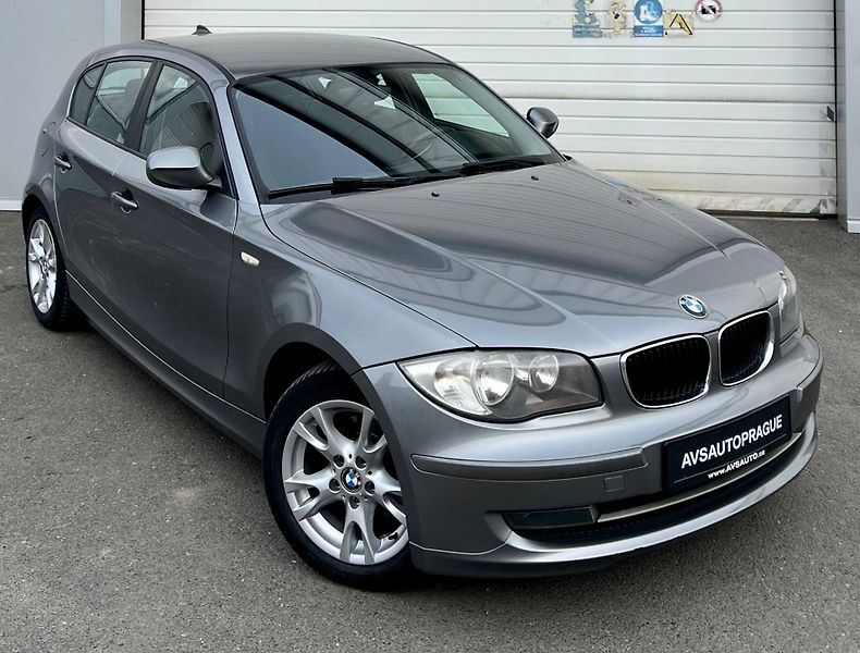 BMW Řada 1 (2010) (E87) LCI SPORTOVNÍ HATCHBACK - fotka 1 z 24