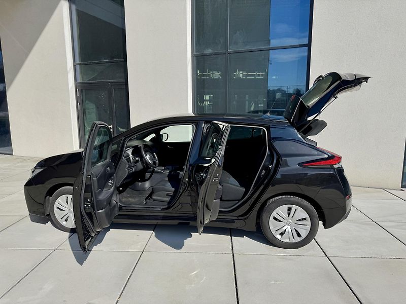 Nissan Leaf (2022) ELEKTRIC VISIA 1 MAJITEL - fotka 21 z 34
