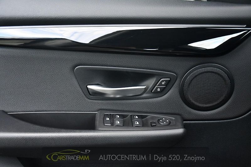 BMW Řada 2 216d GRAN TOURER 1M ČR TAŽNÉ - fotka 26 z 54
