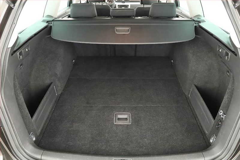 Volkswagen Passat (2013) Alltrack 2.0 TDI, 4X4 - fotka 11 z 14