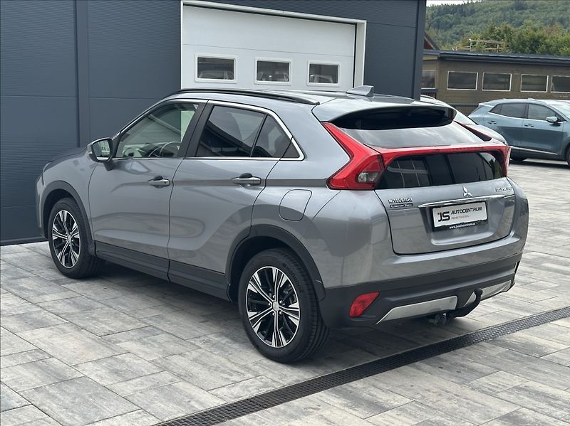 Mitsubishi Eclipse Cross 1,5 Turbo 163PS  Spirit - fotka 10 z 52