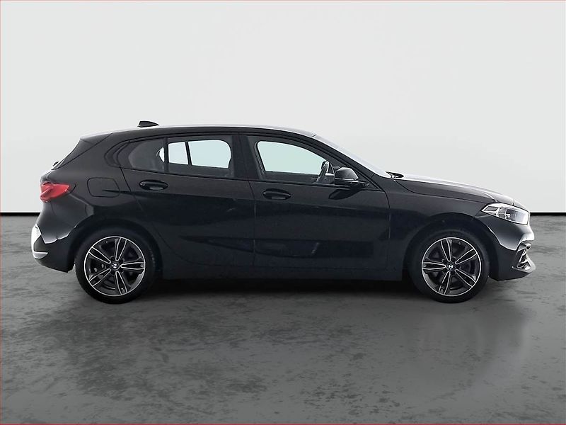 BMW Řada 1 (2023) 118i - fotka 6 z 20