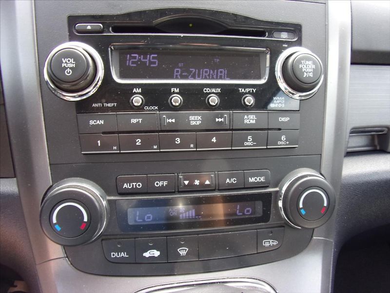 Honda CR-V 2,2 i-CTDi  Elegance - fotka 17 z 24